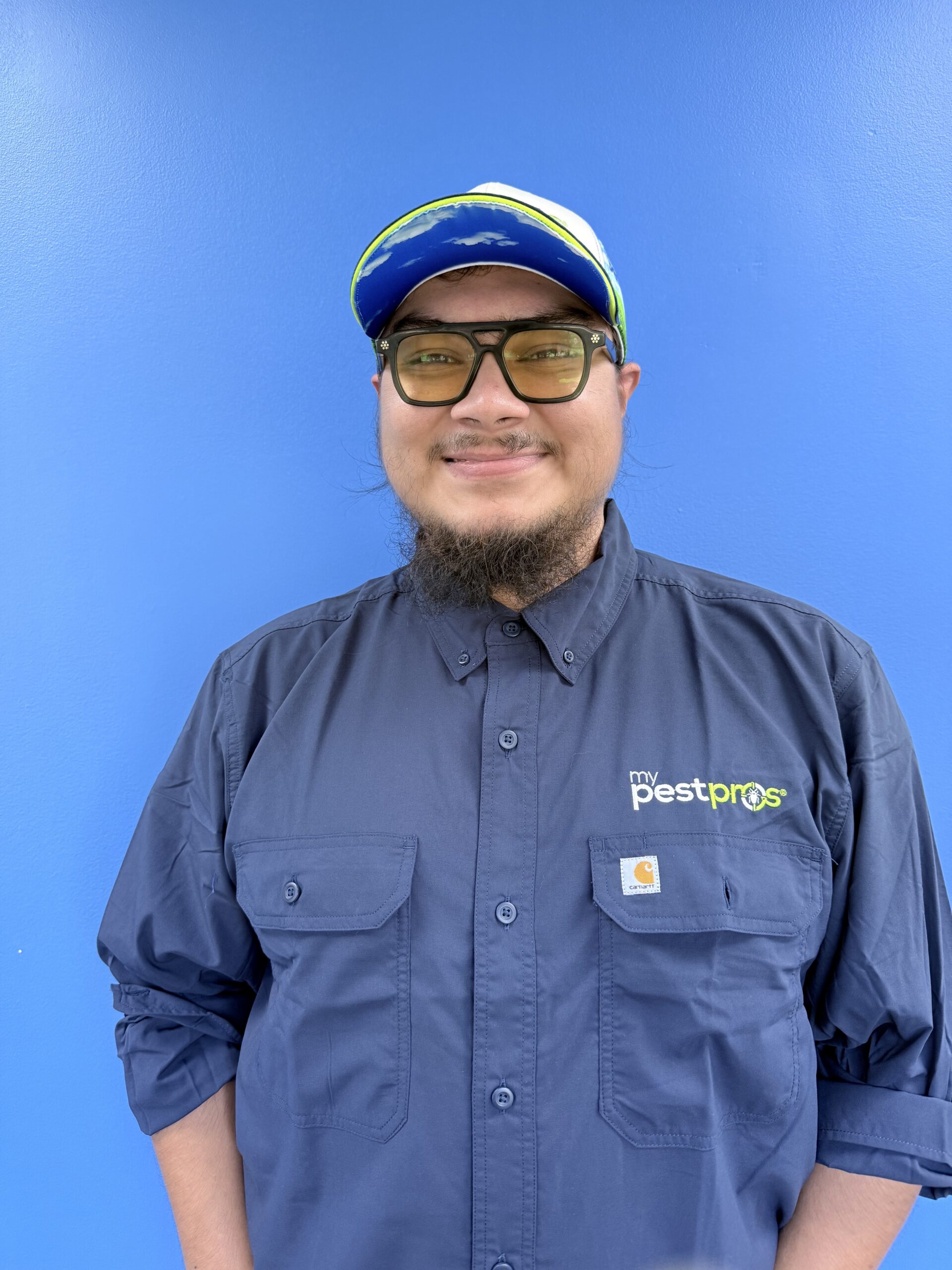 Alex Oxon Hill MD pest control tech